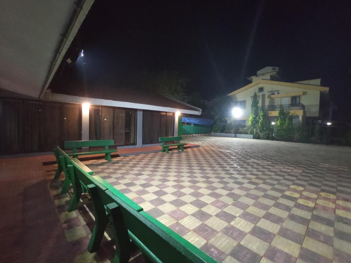 Sunstone Villa Lonavala Buitenkant foto
