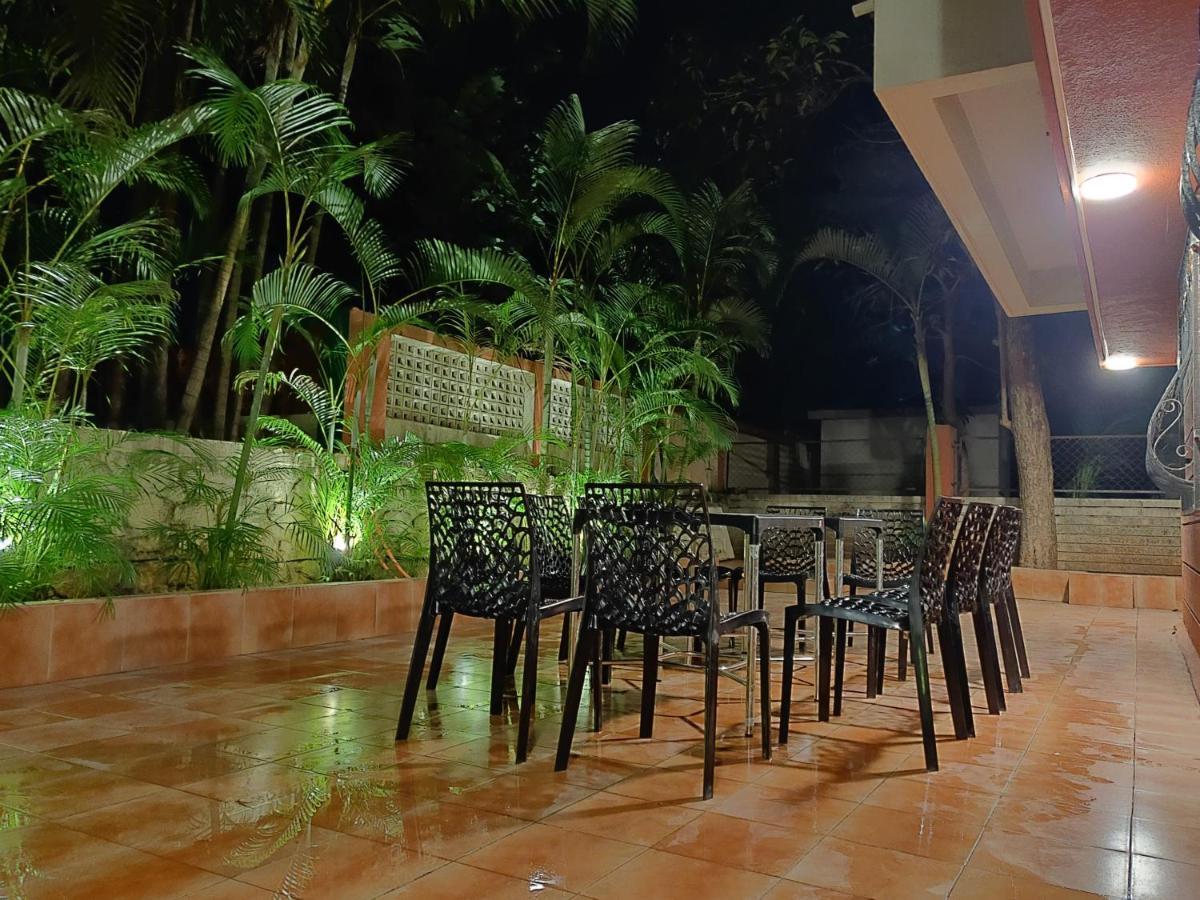 Sunstone Villa Lonavala Buitenkant foto